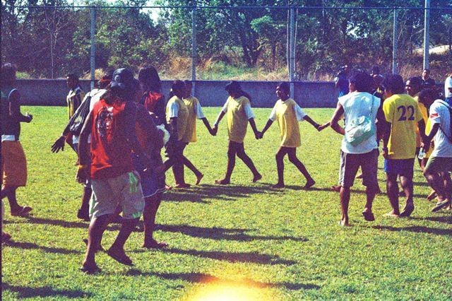 Índios em ritual