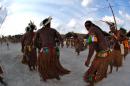 índios em ritual