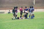 Índio caído no campo de futebol