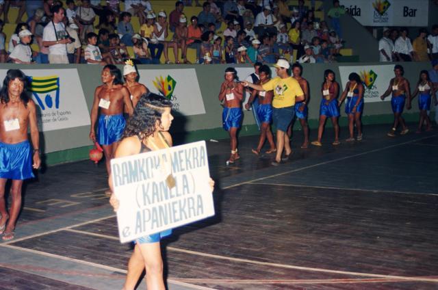 Apresentação de etnias