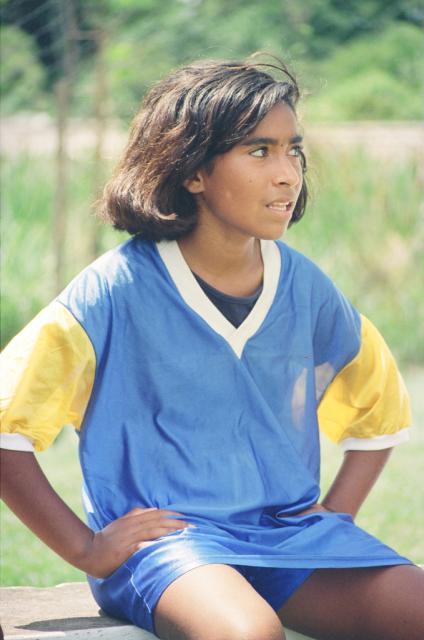 índia com uniforme de futebol