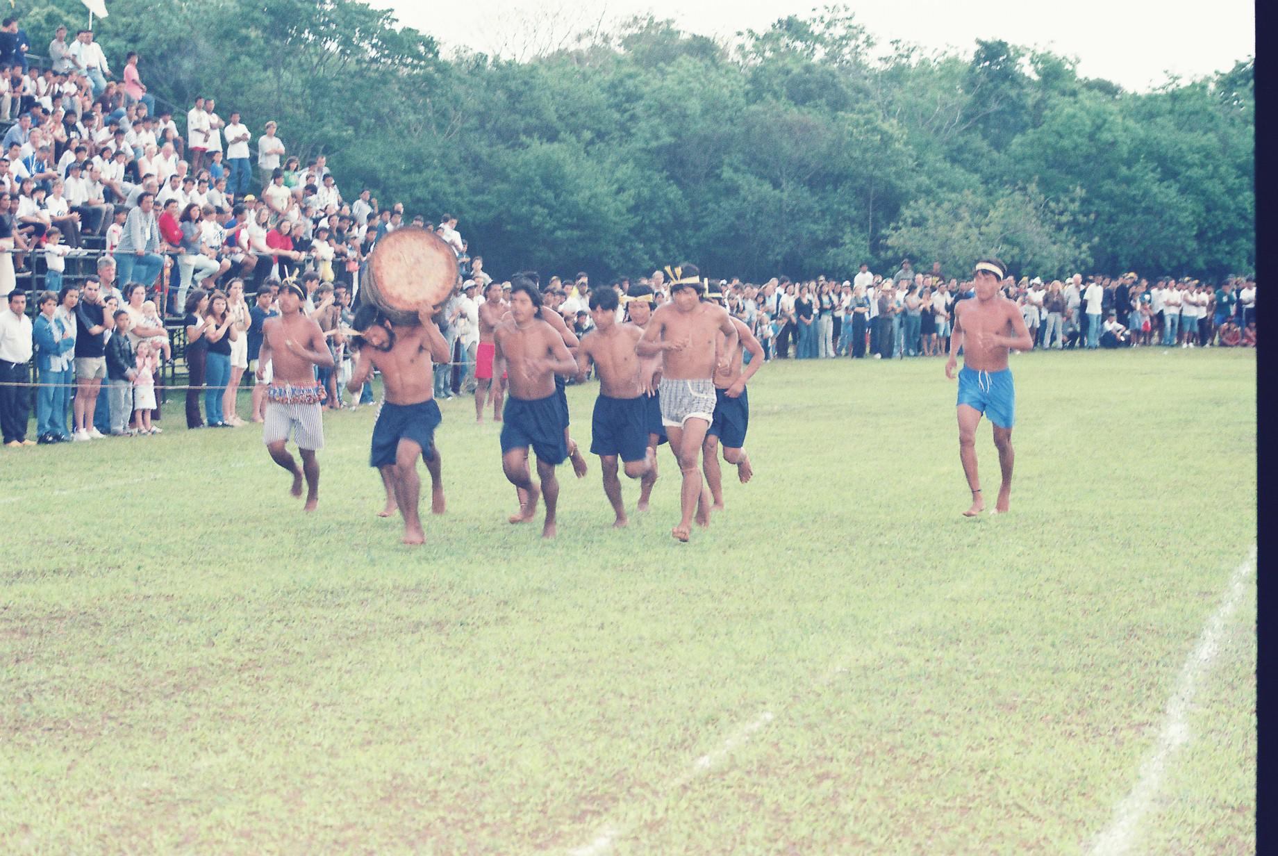 Corrida de toras2