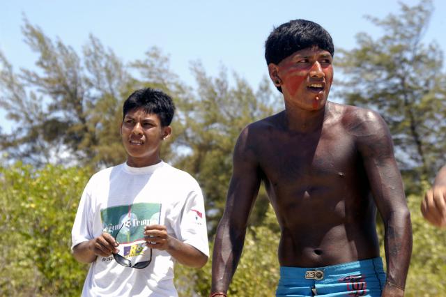 índios